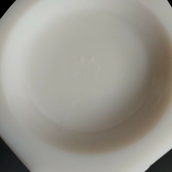 1 Grapevine White MILK GLASS Tea Glass, WEST MORELAND Cottage County Farmhouse - Picture 12 of 12